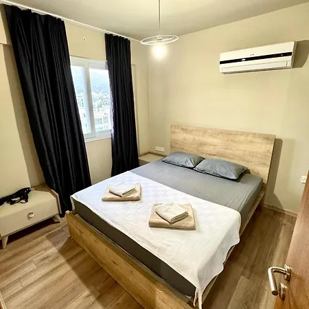 Basat Rezidence Apartment Kyrenia  Exterior photo